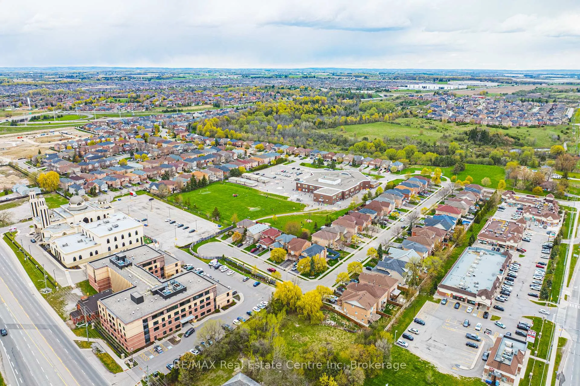 Photo 39 of 306 Victoria Road N, Guelph, Riverside Park — HOMEH
