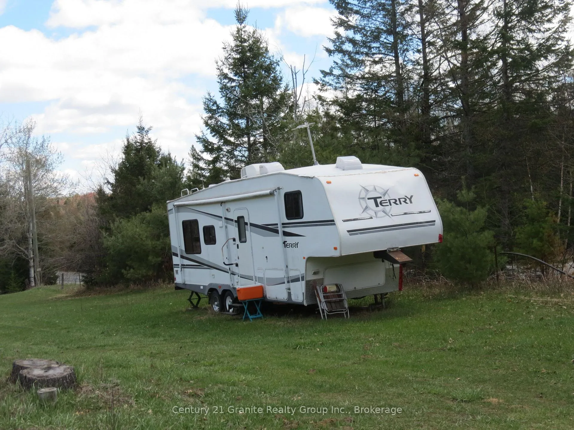 Photo 16 of 6013 County Road 503, Minden Hills, Snowdon — HOMEH