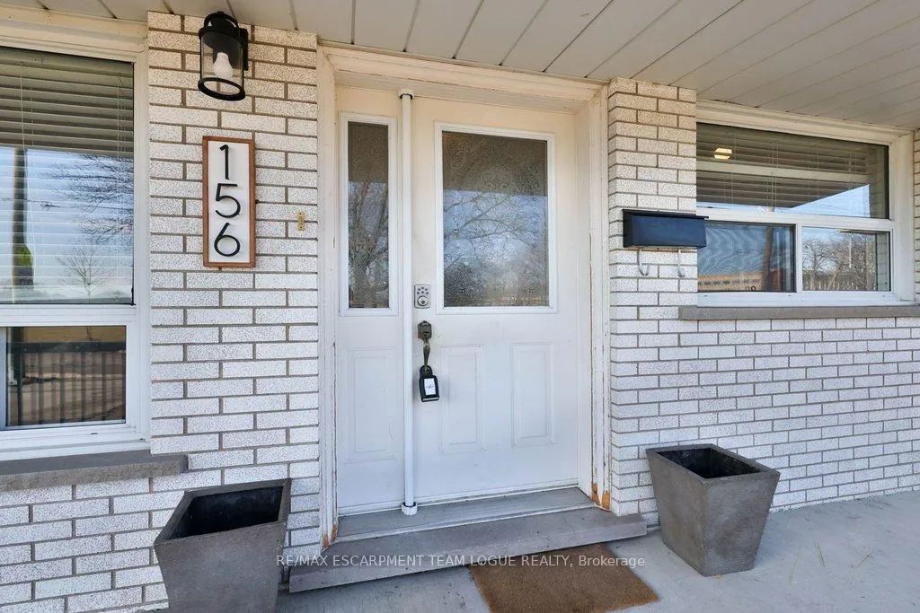 Photo 3 of 156 Rainbow Drive, Hamilton, Corman — HOMEH