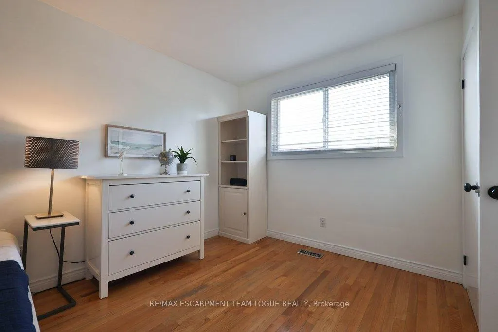 Photo 17 of 156 Rainbow Drive, Hamilton, Corman — HOMEH