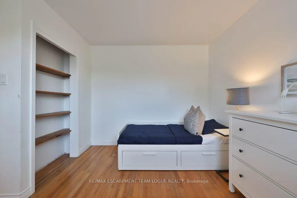 Photo 18 of 156 Rainbow Drive, Hamilton, Corman — HOMEH