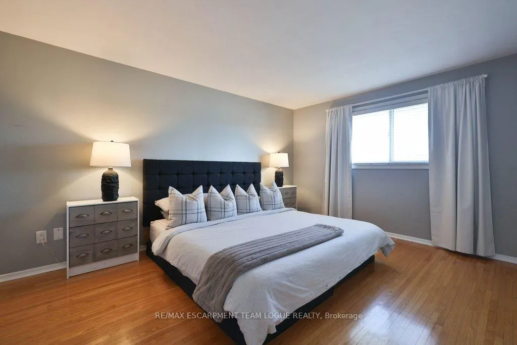 Photo 23 of 156 Rainbow Drive, Hamilton, Corman — HOMEH