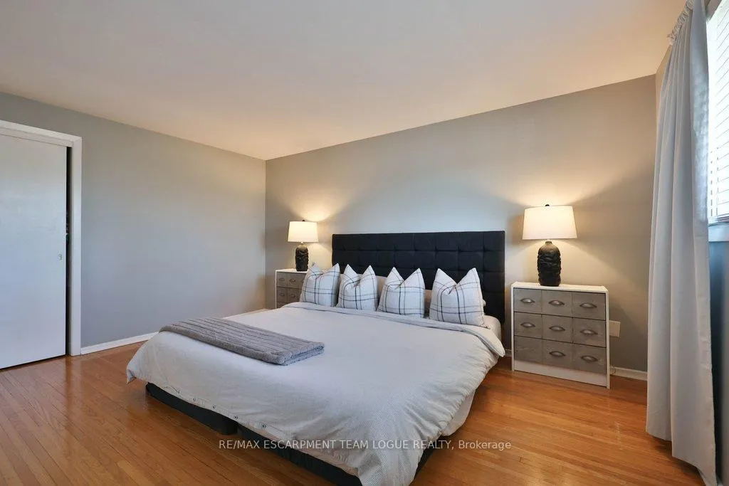 Photo 24 of 156 Rainbow Drive, Hamilton, Corman — HOMEH