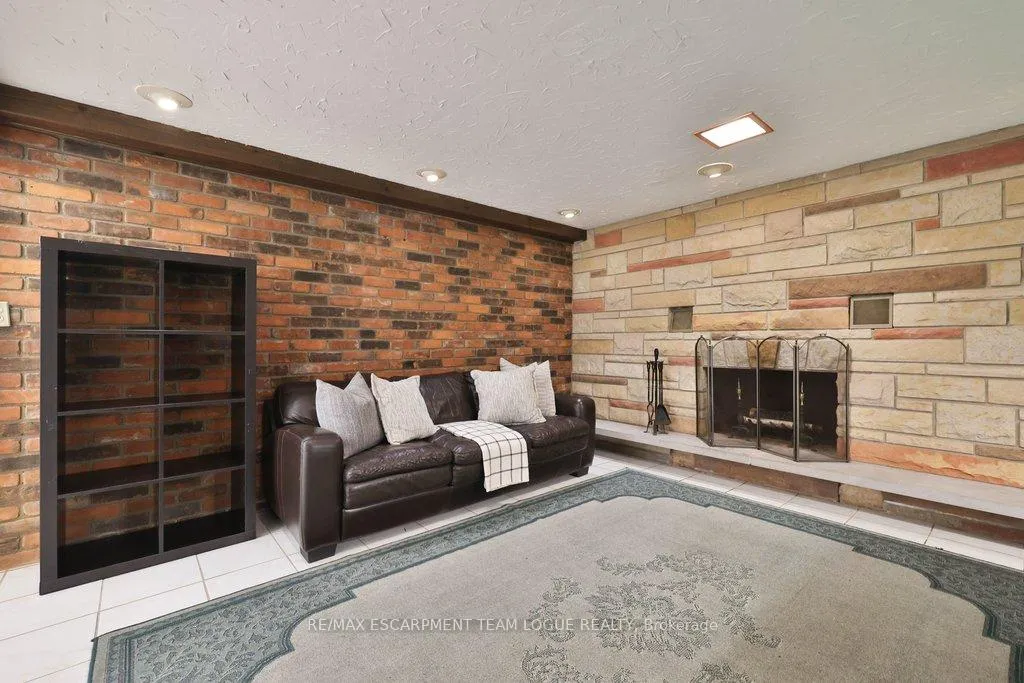 Photo 36 of 156 Rainbow Drive, Hamilton, Corman — HOMEH