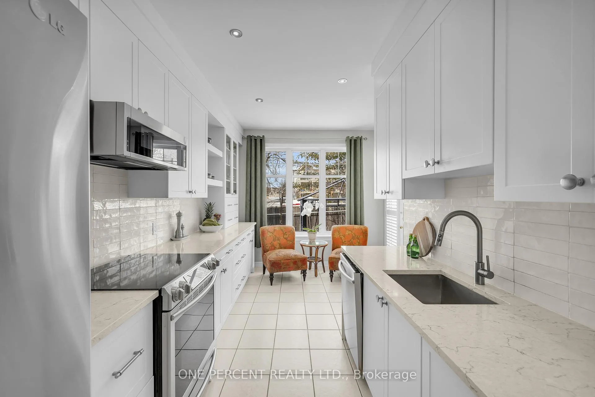 Photo 12 of 411 Cache Bay Crescent, Ottawa, Blossom Park/Kemp Park/Findlay Creek — HOMEH