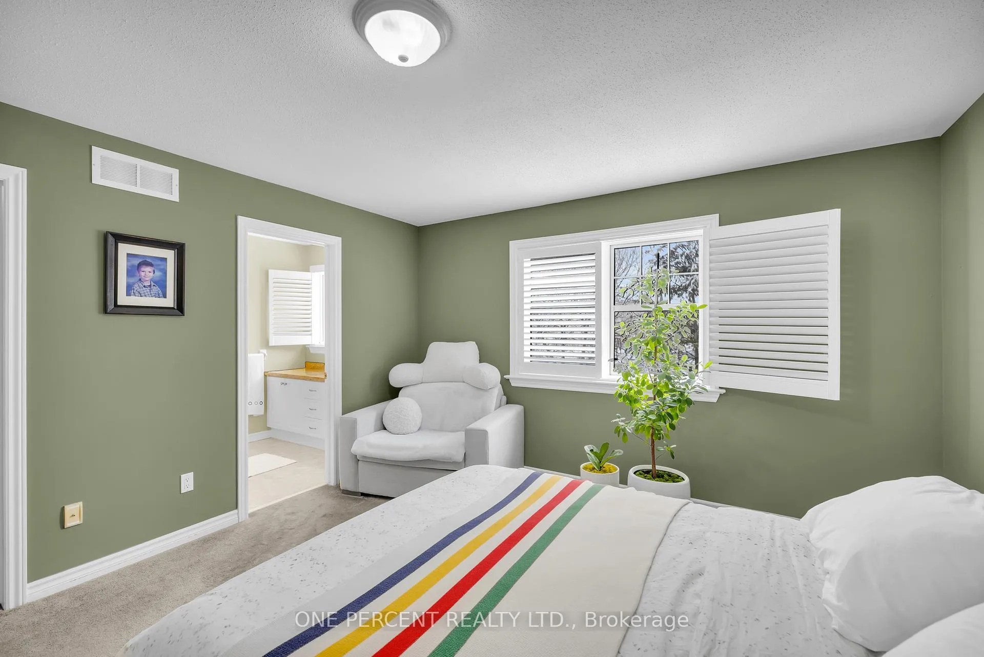 Photo 33 of 411 Cache Bay Crescent, Ottawa, Blossom Park/Kemp Park/Findlay Creek — HOMEH