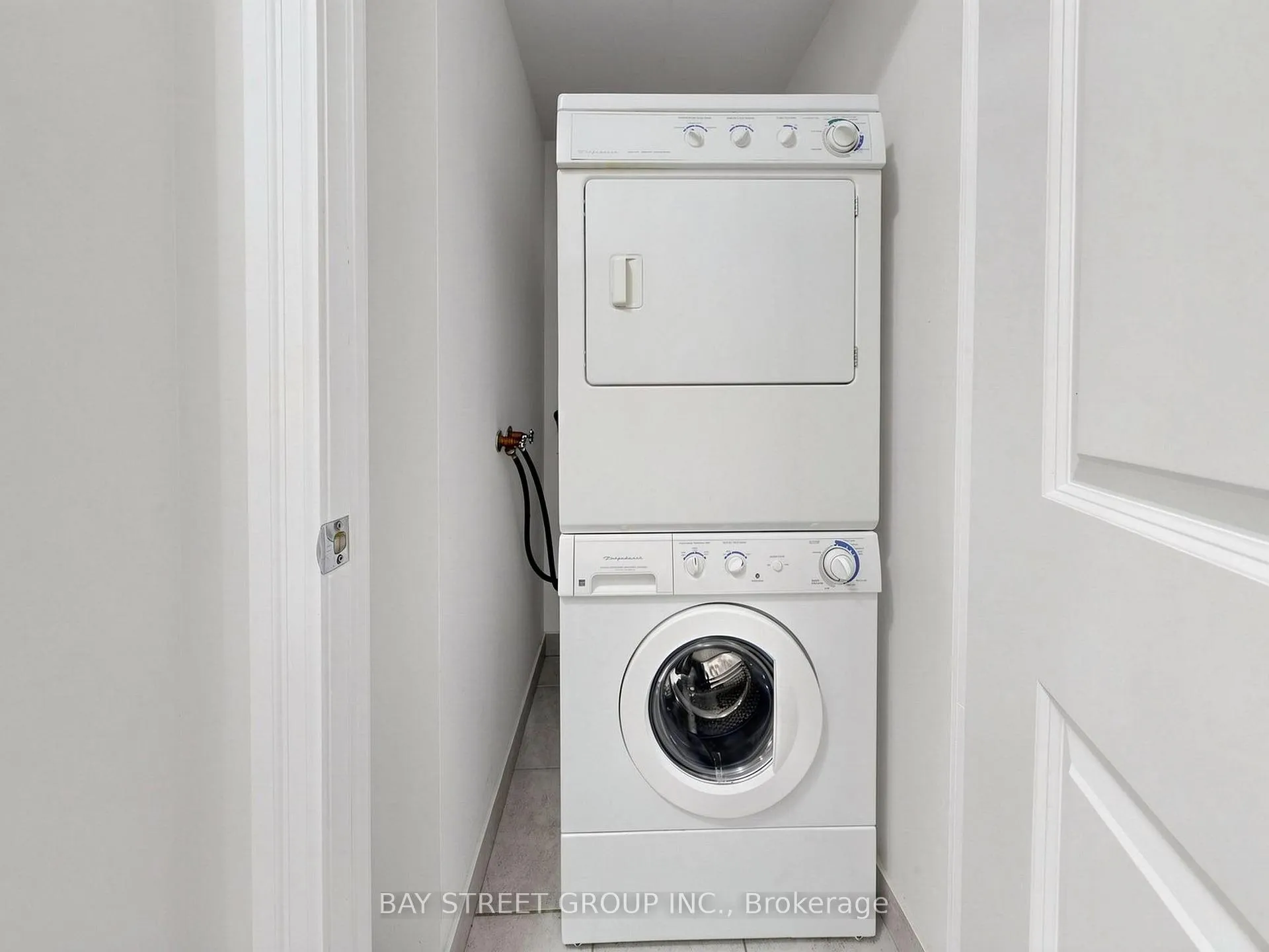 Photo 22 of Unit 308, 21 Upper Duke Crescent, Markham, Unionville — HOMEH