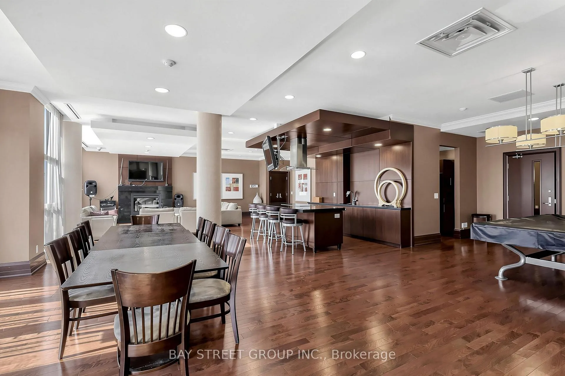 Photo 26 of Unit 308, 21 Upper Duke Crescent, Markham, Unionville — HOMEH