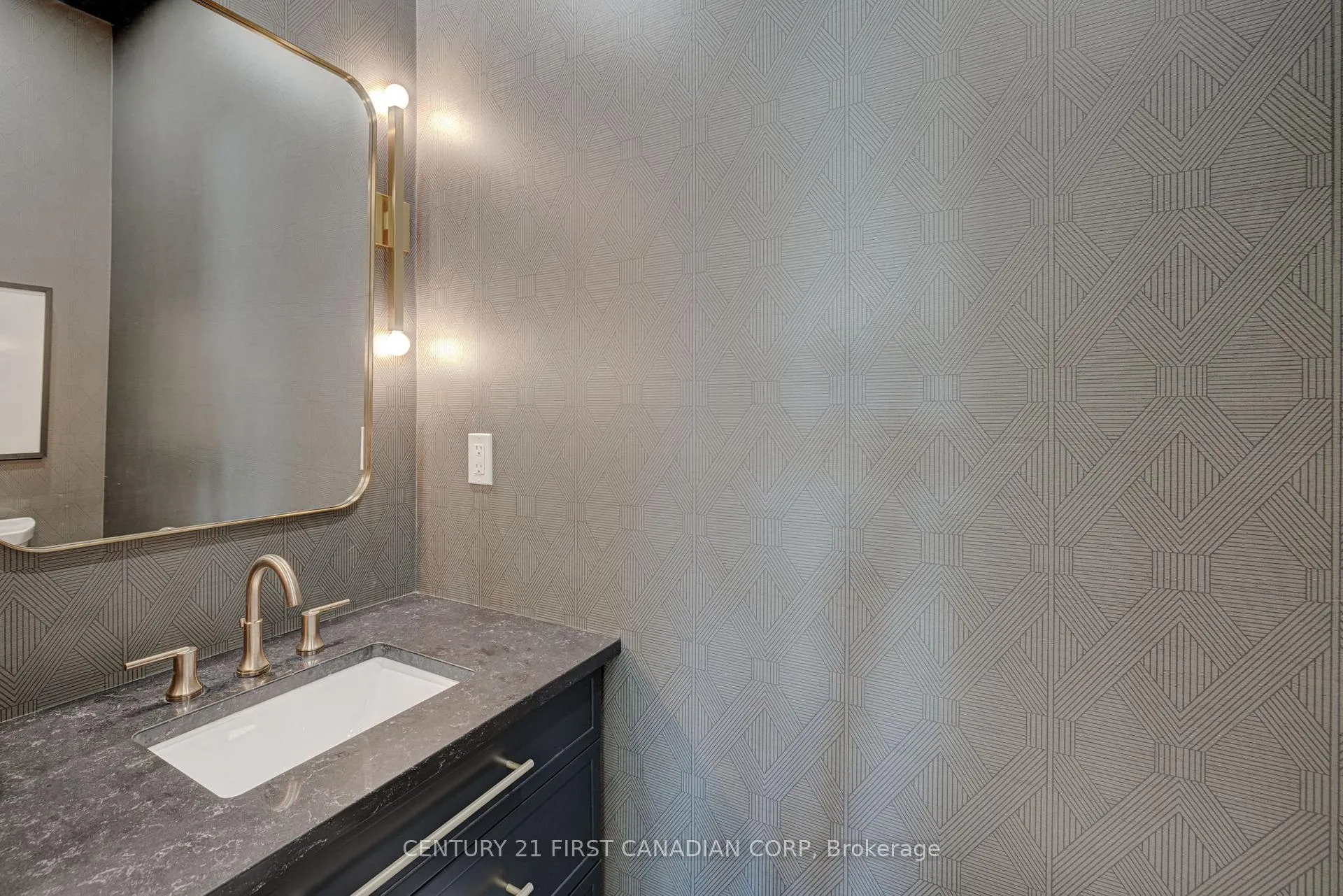 Photo 6 of 133 Basil Crescent, Middlesex Centre, Ilderton — HOMEH