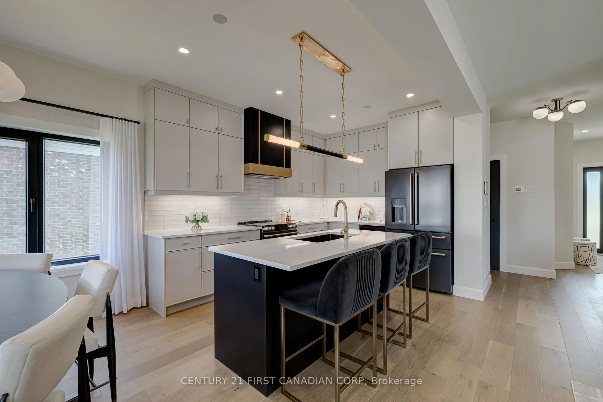 Photo 13 of 133 Basil Crescent, Middlesex Centre, Ilderton — HOMEH