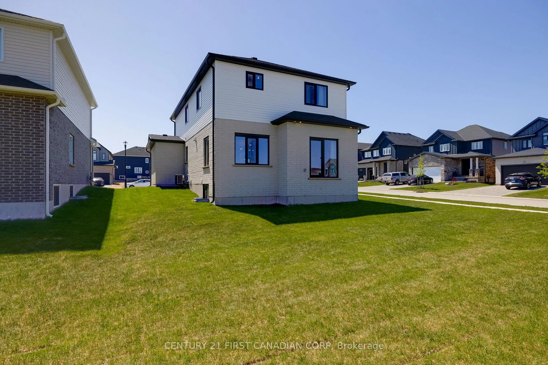 Photo 30 of 133 Basil Crescent, Middlesex Centre, Ilderton — HOMEH