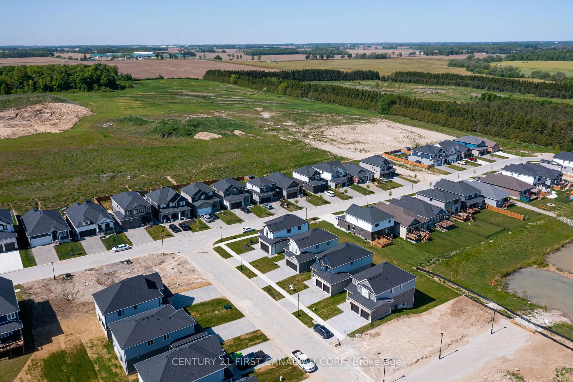 Photo 33 of 133 Basil Crescent, Middlesex Centre, Ilderton — HOMEH