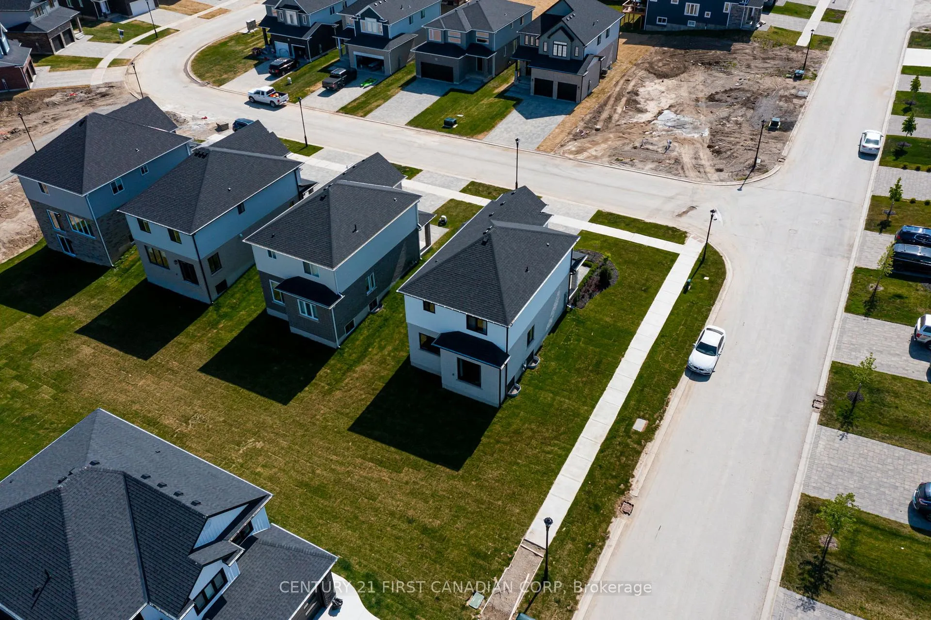 Photo 36 of 133 Basil Crescent, Middlesex Centre, Ilderton — HOMEH
