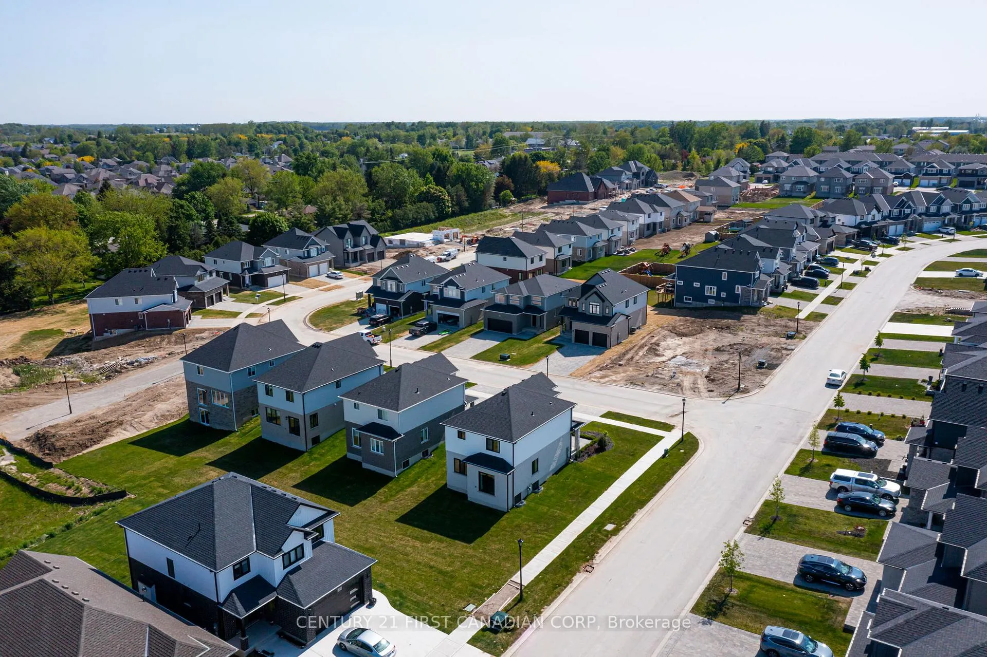 Photo 37 of 133 Basil Crescent, Middlesex Centre, Ilderton — HOMEH