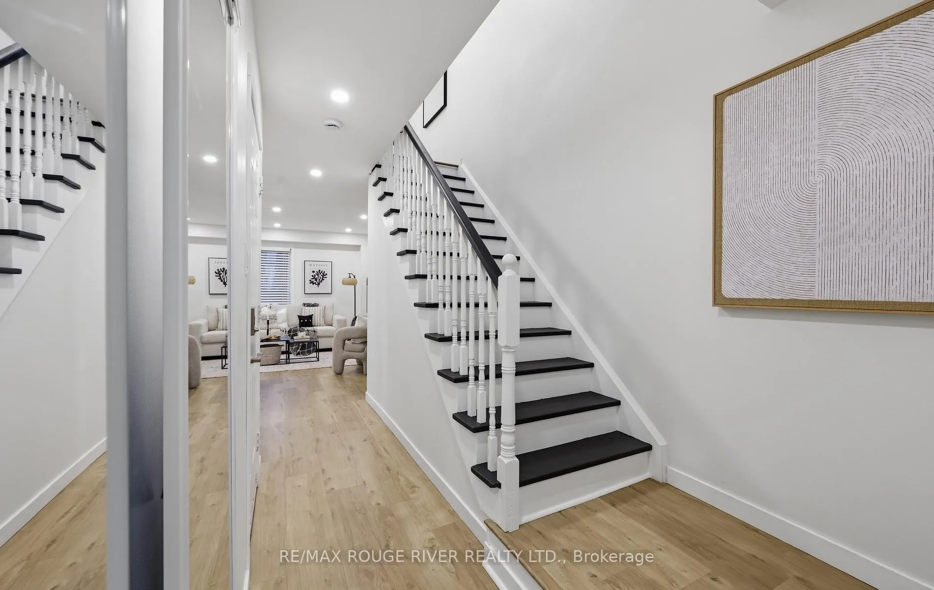 Photo 18 of 5 Somerscales Drive, Clarington, Bowmanville — HOMEH