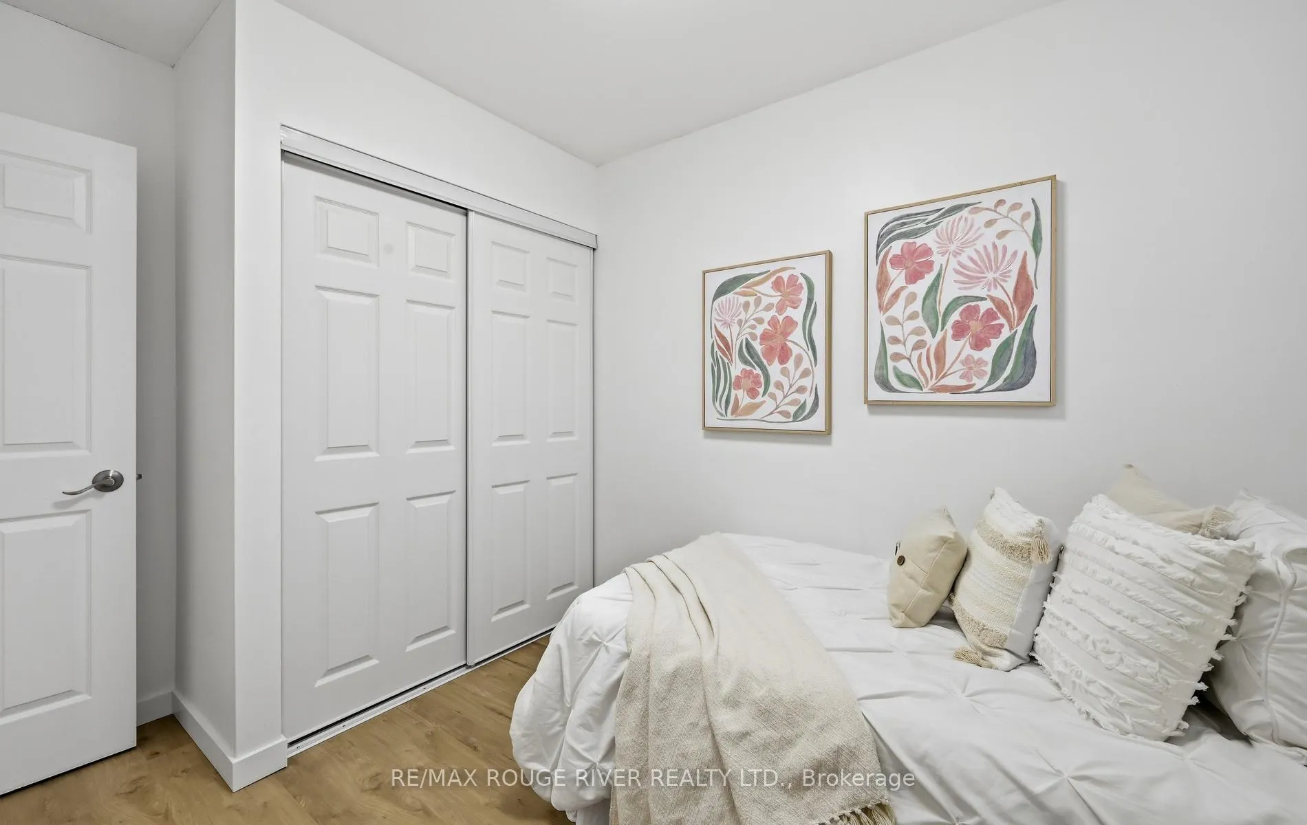 Photo 26 of 5 Somerscales Drive, Clarington, Bowmanville — HOMEH