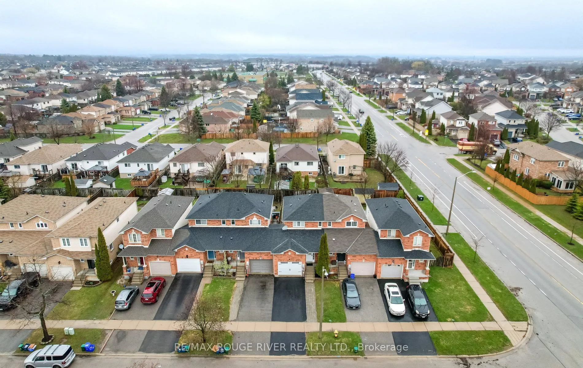 Photo 36 of 5 Somerscales Drive, Clarington, Bowmanville — HOMEH