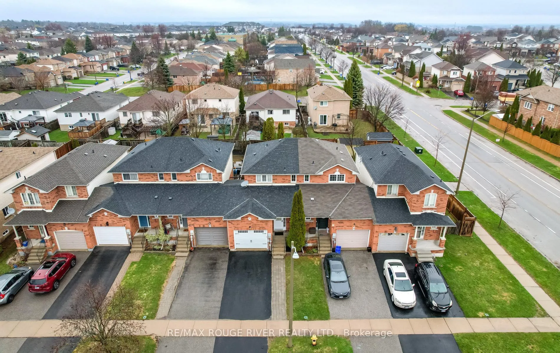 Photo 38 of 5 Somerscales Drive, Clarington, Bowmanville — HOMEH