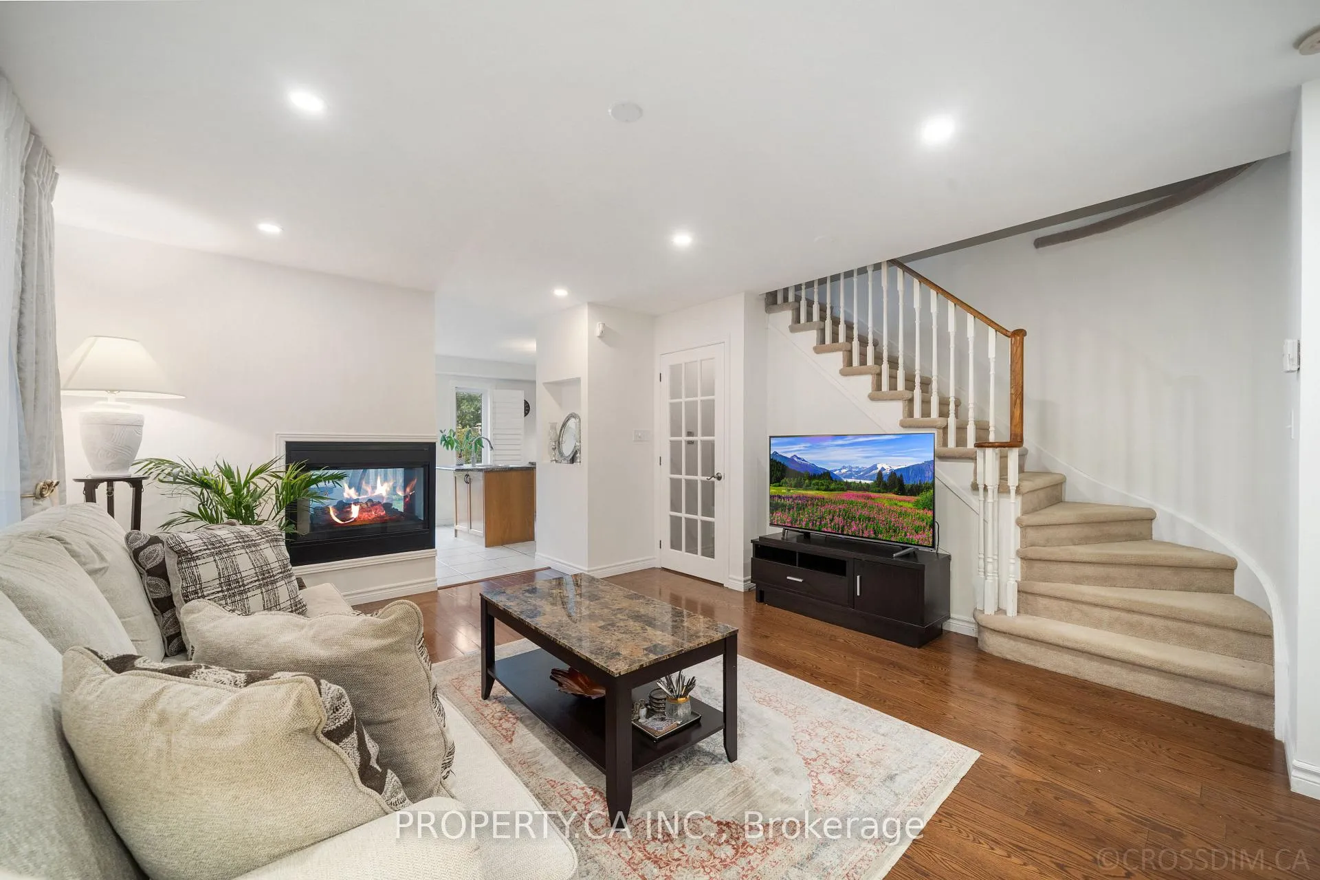 Photo 8 of 584 Willowick Drive, Newmarket, Stonehaven-Wyndham — HOMEH