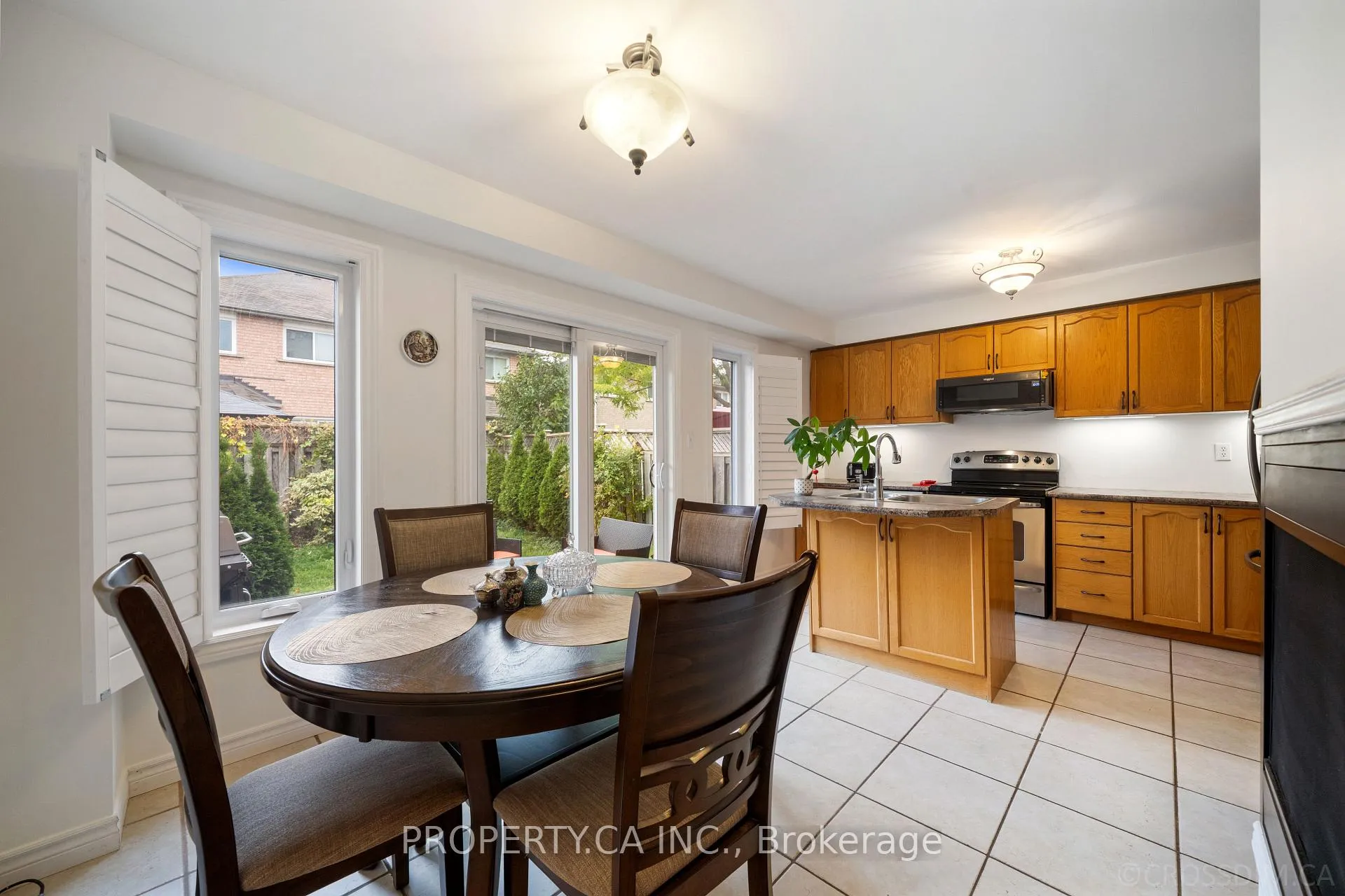 Photo 15 of 584 Willowick Drive, Newmarket, Stonehaven-Wyndham — HOMEH