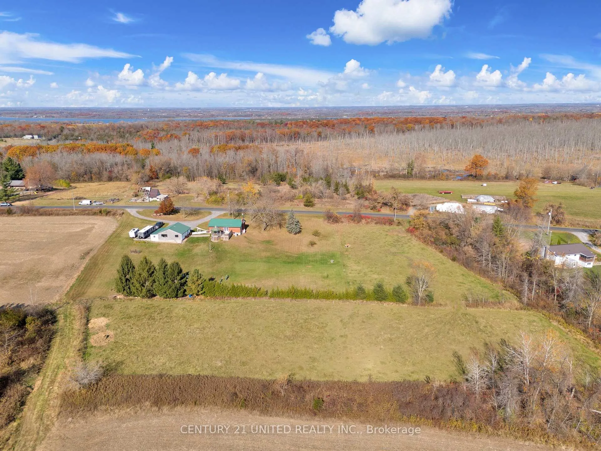 Photo 5 of 1976 Fish Lake Road, Prince Edward County, Sophiasburg Ward — HOMEH