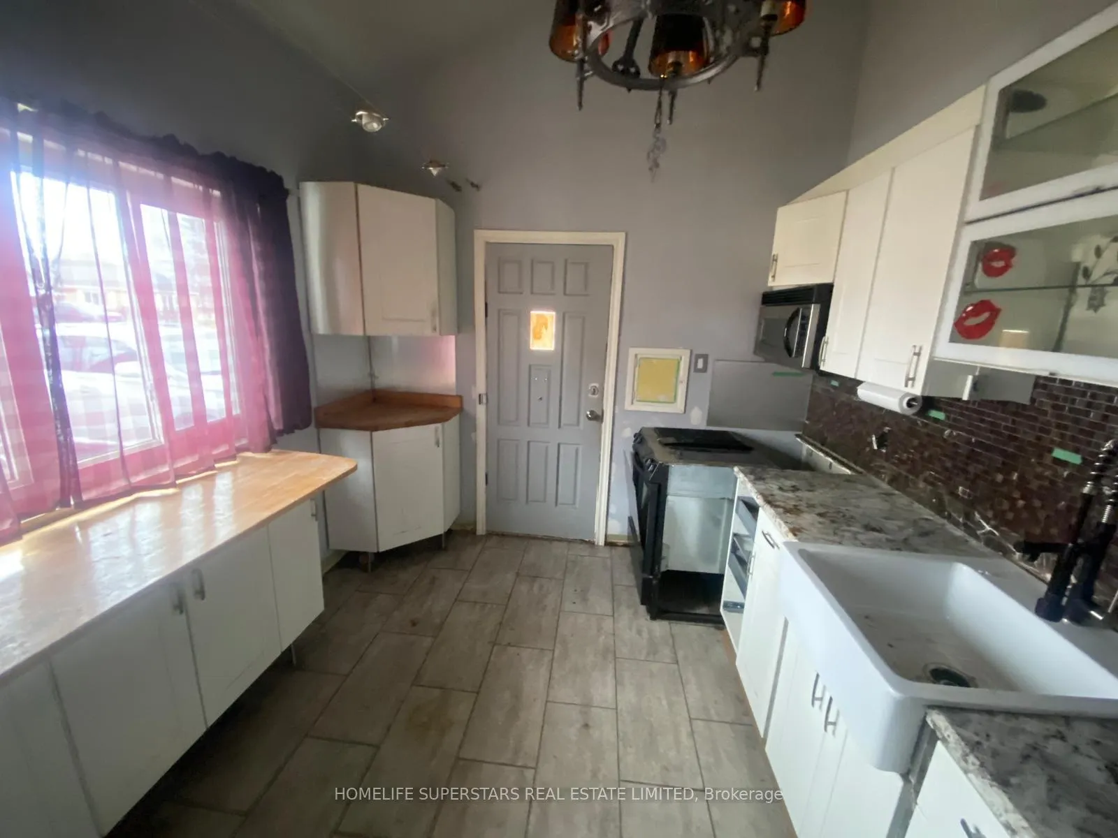 Photo 5 of 6802 Jill Drive, Niagara Falls, Oldfield — HOMEH