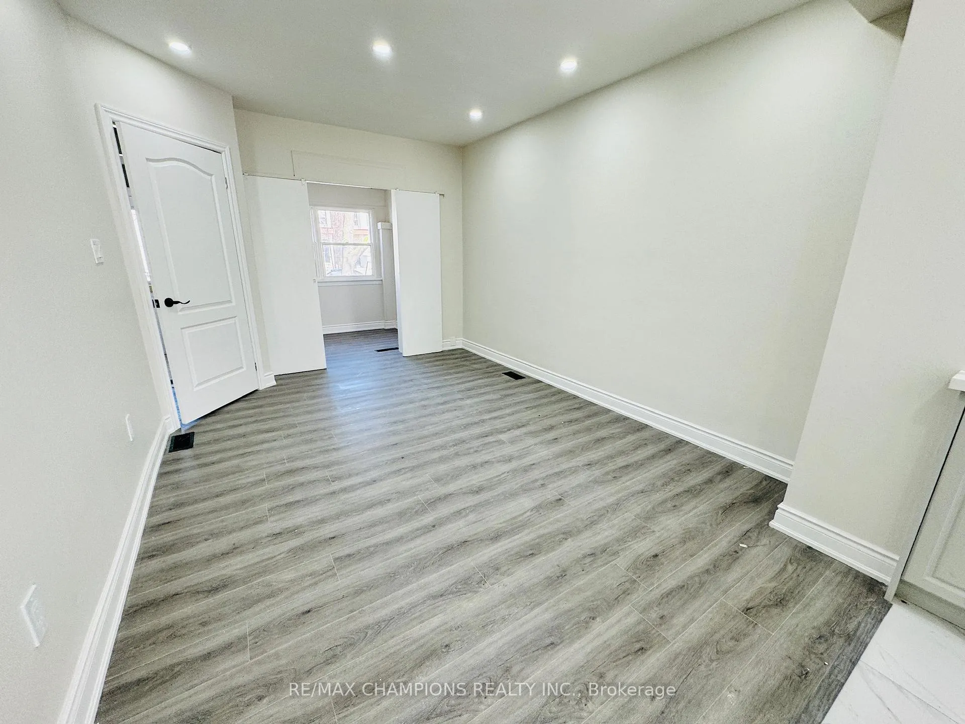 Photo 7 of Unit Main Flr, 196 Caledonia Road, Toronto, Corso Italia-Davenport — HOMEH