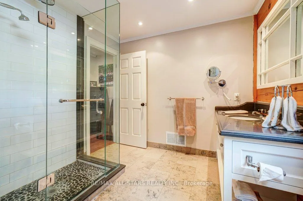 Photo 16 of 318 Feasby Road, Uxbridge, Rural Uxbridge — HOMEH