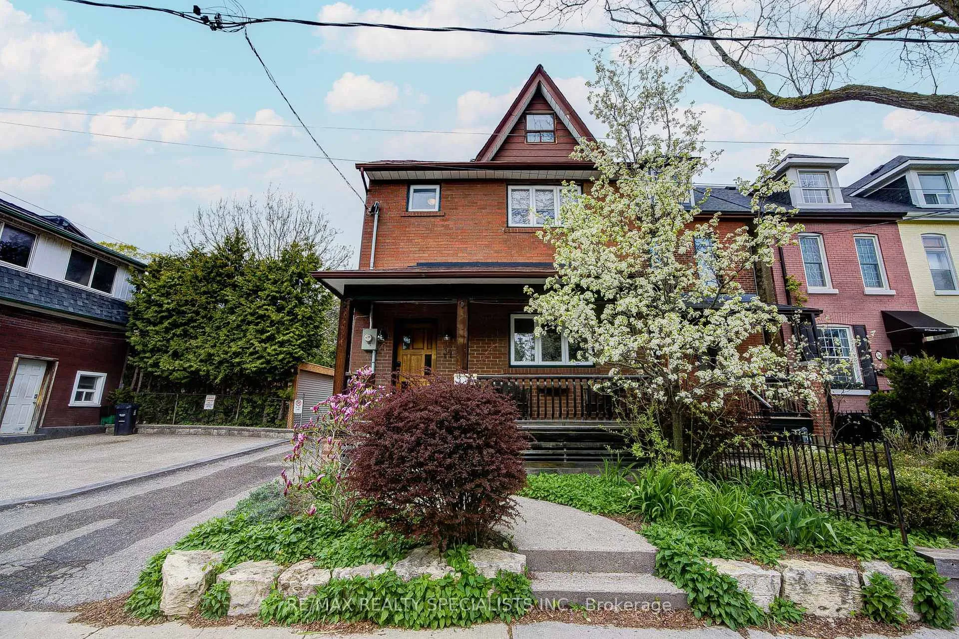 Photo 2 of 34 Saunders Avenue, Toronto, Roncesvalles — HOMEH