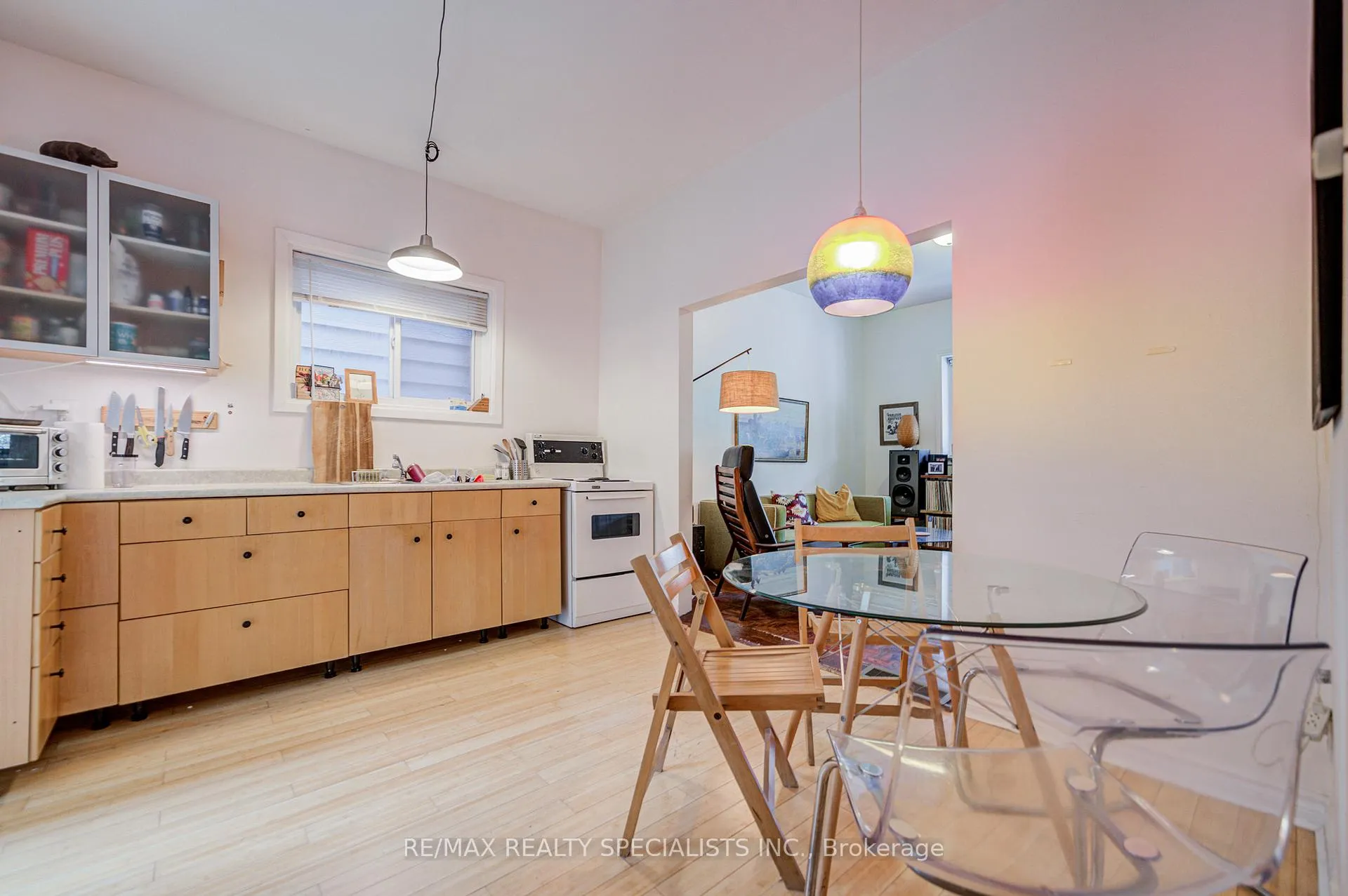 Photo 26 of 34 Saunders Avenue, Toronto, Roncesvalles — HOMEH