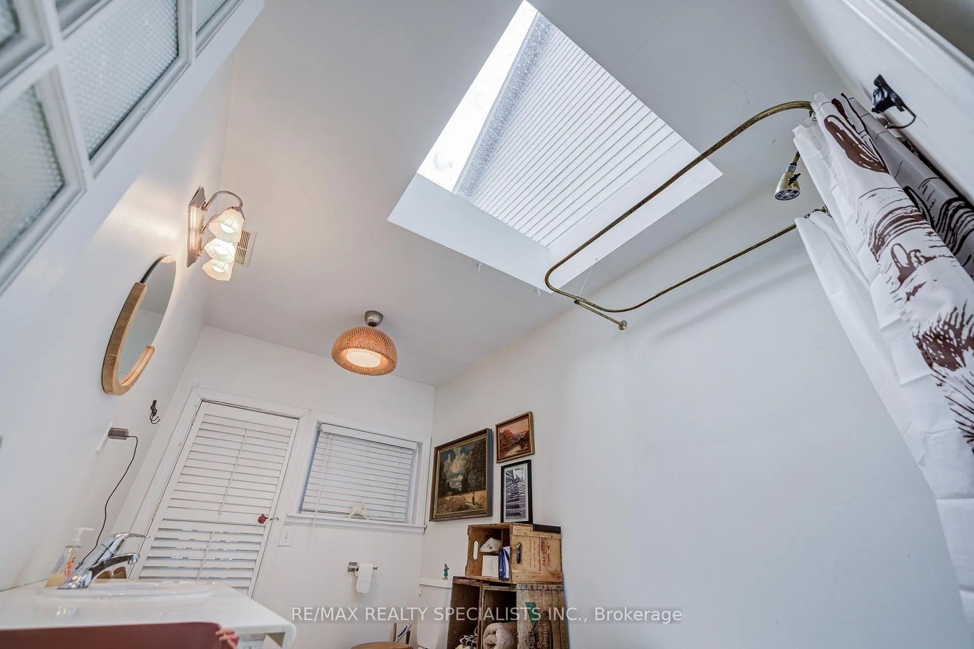 Photo 28 of 34 Saunders Avenue, Toronto, Roncesvalles — HOMEH