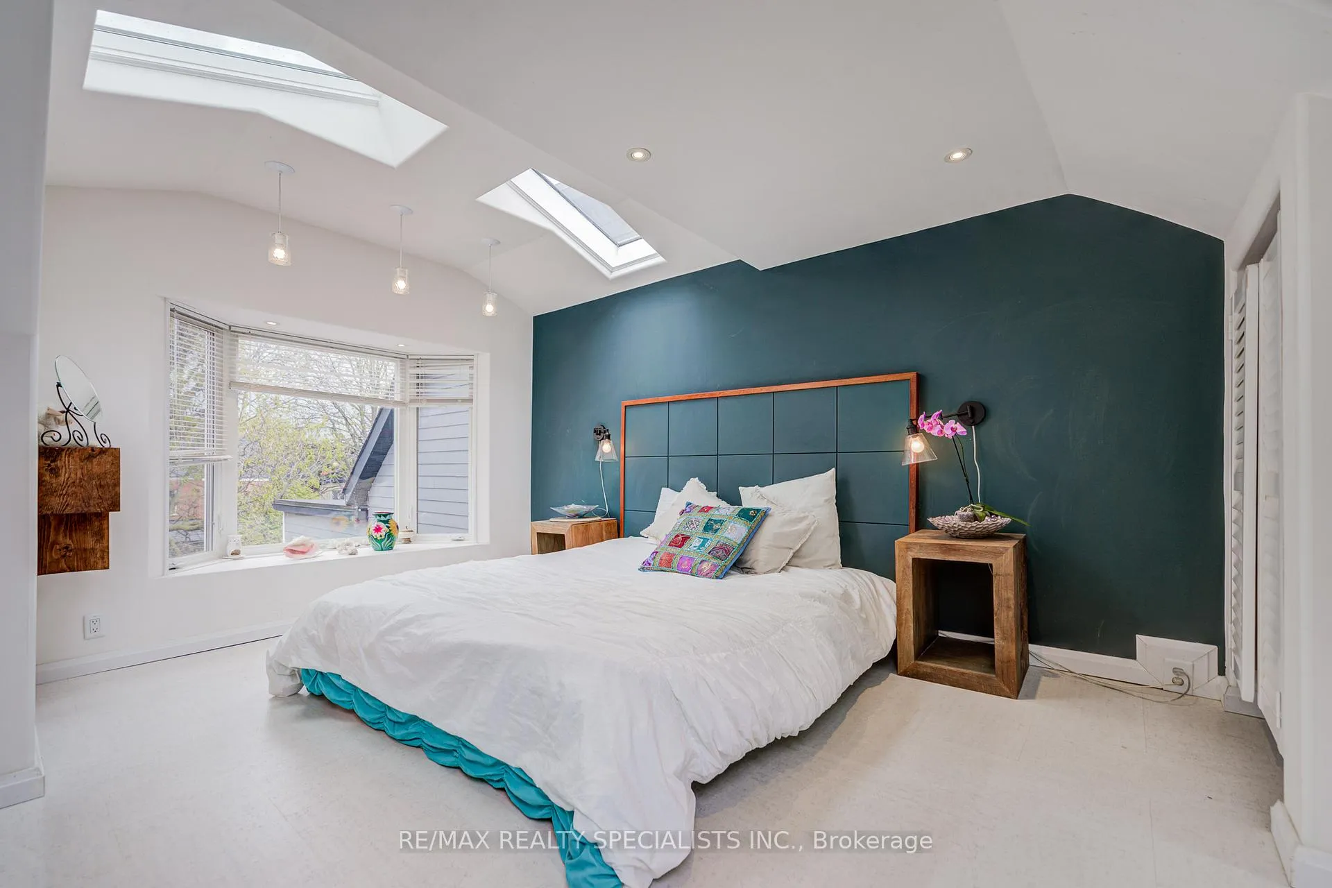 Photo 35 of 34 Saunders Avenue, Toronto, Roncesvalles — HOMEH
