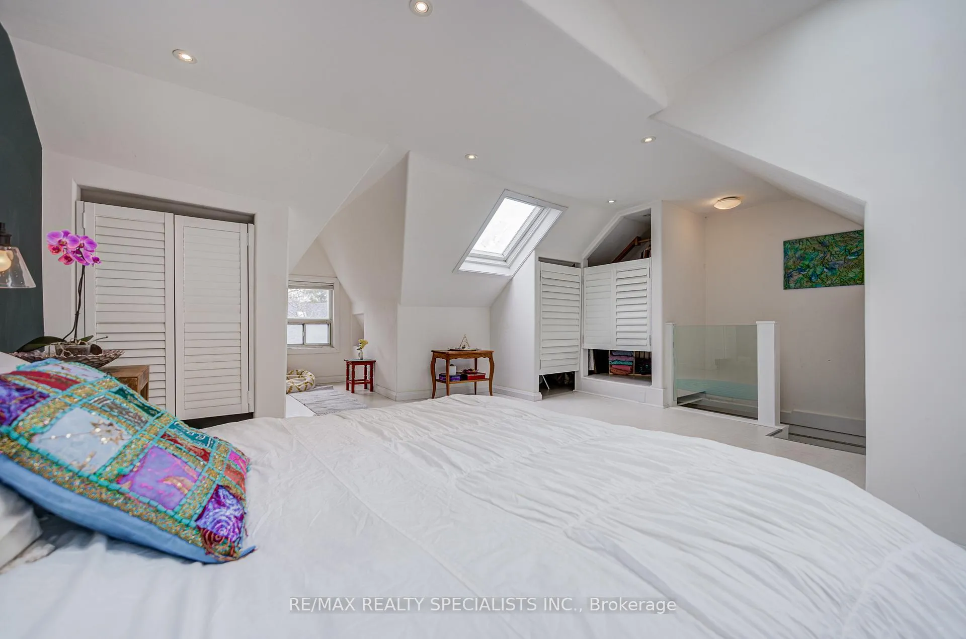 Photo 36 of 34 Saunders Avenue, Toronto, Roncesvalles — HOMEH