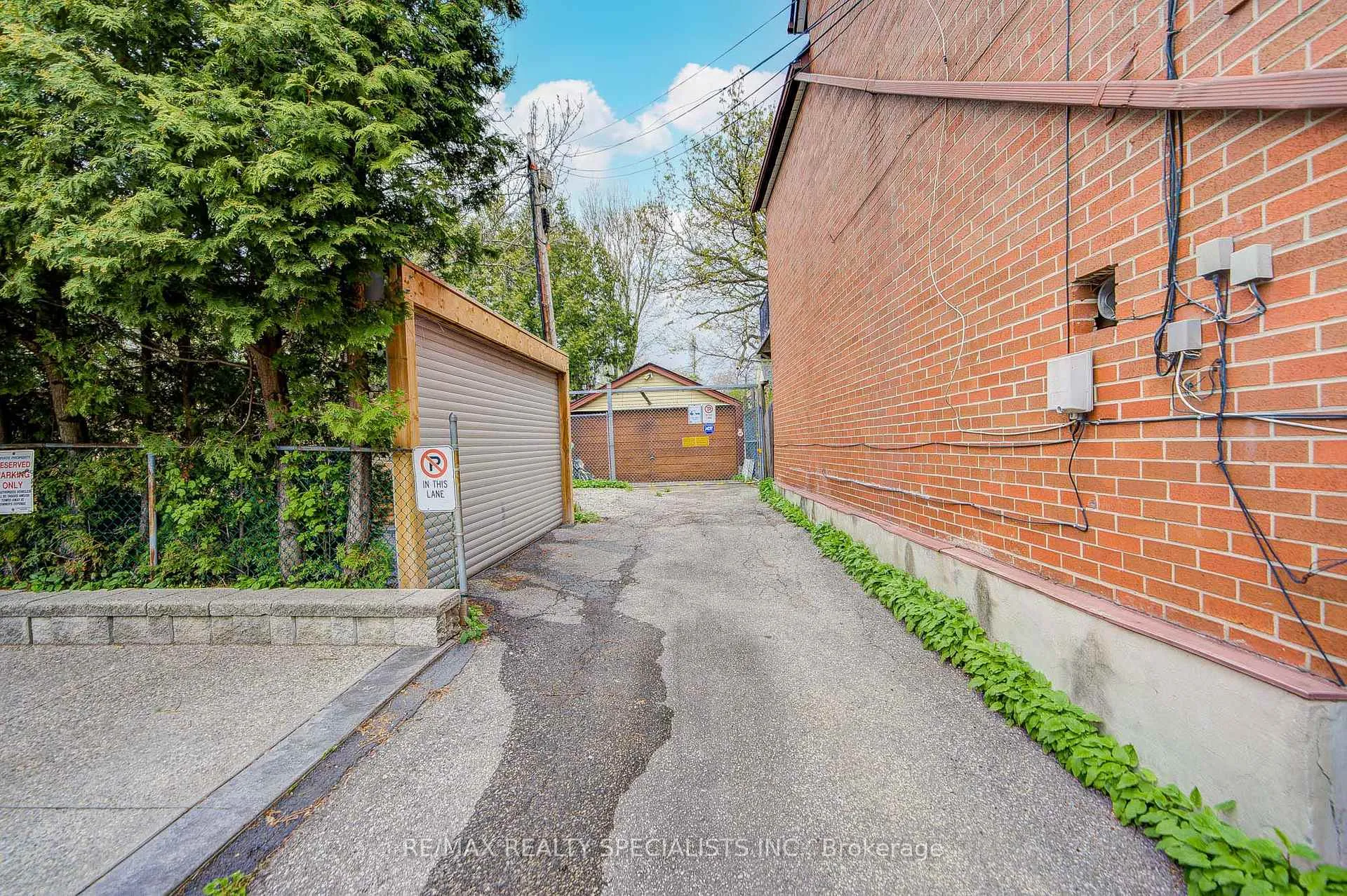 Photo 44 of 34 Saunders Avenue, Toronto, Roncesvalles — HOMEH