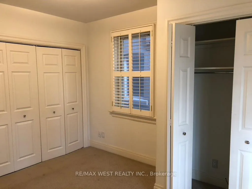 Photo 12 of Unit Main floor, 305 St Clair Avenue E, Toronto, Rosedale-Moore Park — HOMEH