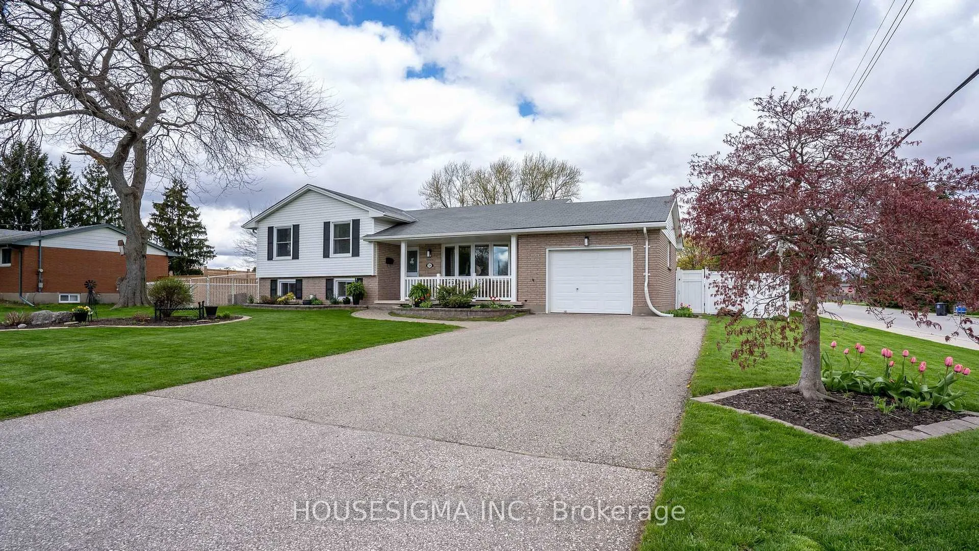 Photo 3 of 78 Peter Street, Central Elgin, Rural Central Elgin — HOMEH