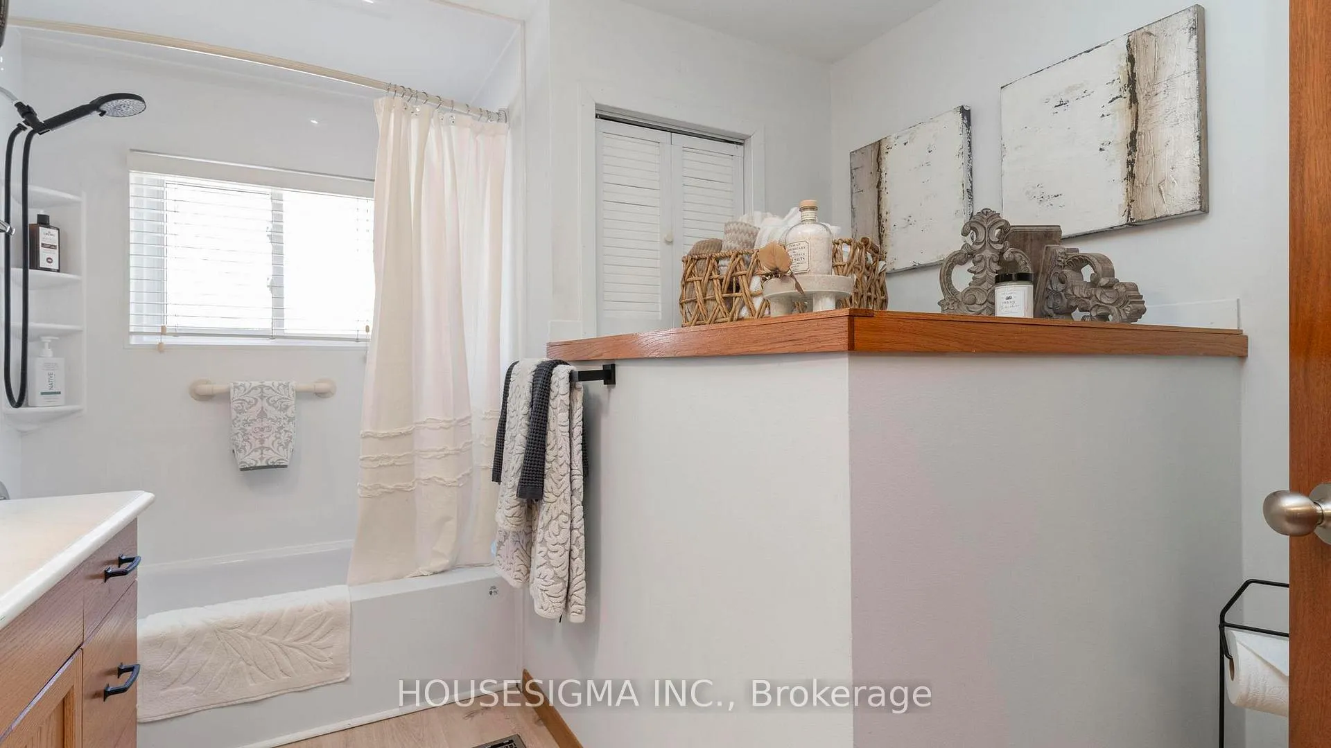 Photo 20 of 78 Peter Street, Central Elgin, Rural Central Elgin — HOMEH