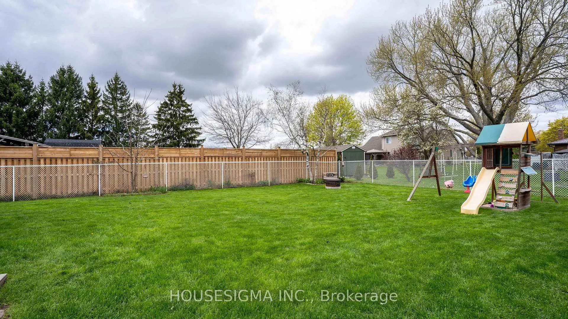 Photo 44 of 78 Peter Street, Central Elgin, Rural Central Elgin — HOMEH