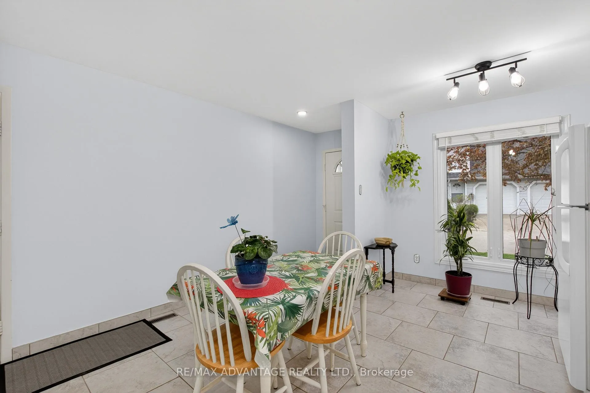 Photo 7 of Unit 120, 120 Centre Street, London, South E — HOMEH