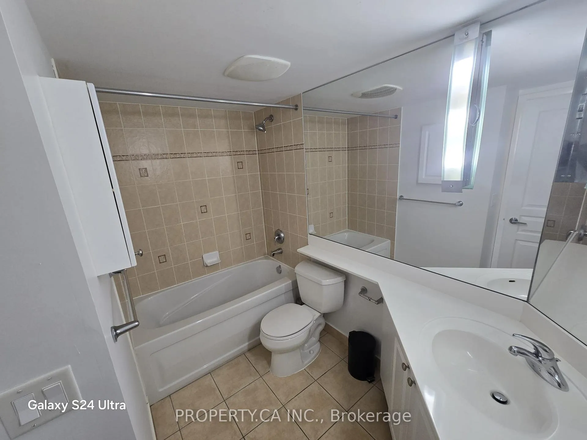 Photo 16 of Unit 2811, 18 Yonge Street, Toronto, Waterfront Communities — HOMEH
