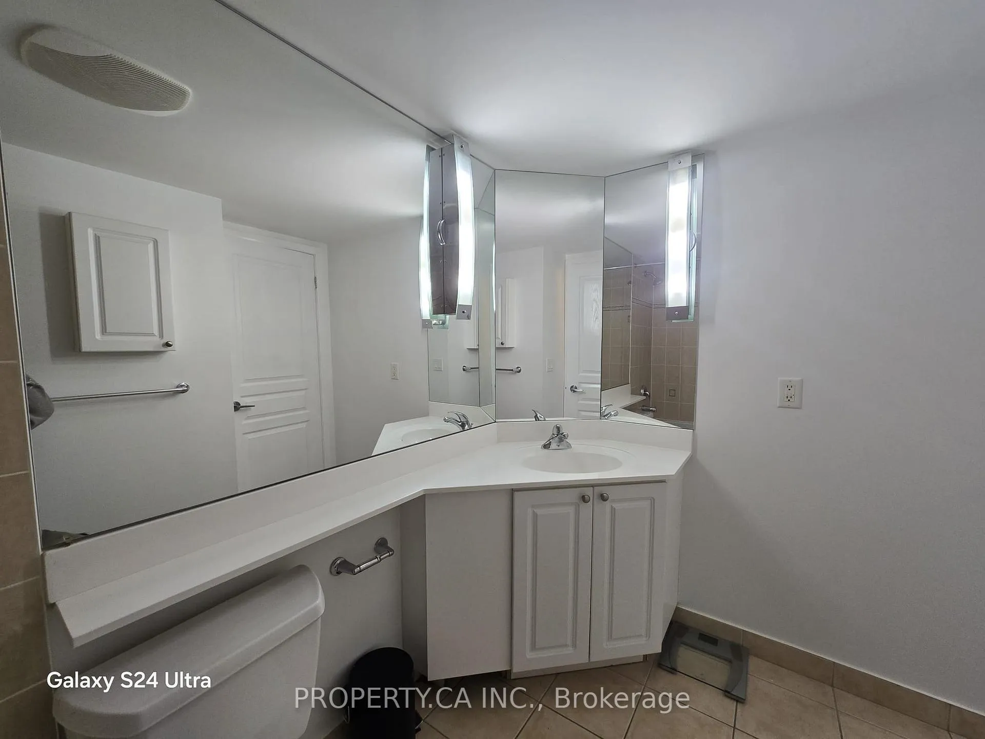 Photo 18 of Unit 2811, 18 Yonge Street, Toronto, Waterfront Communities — HOMEH