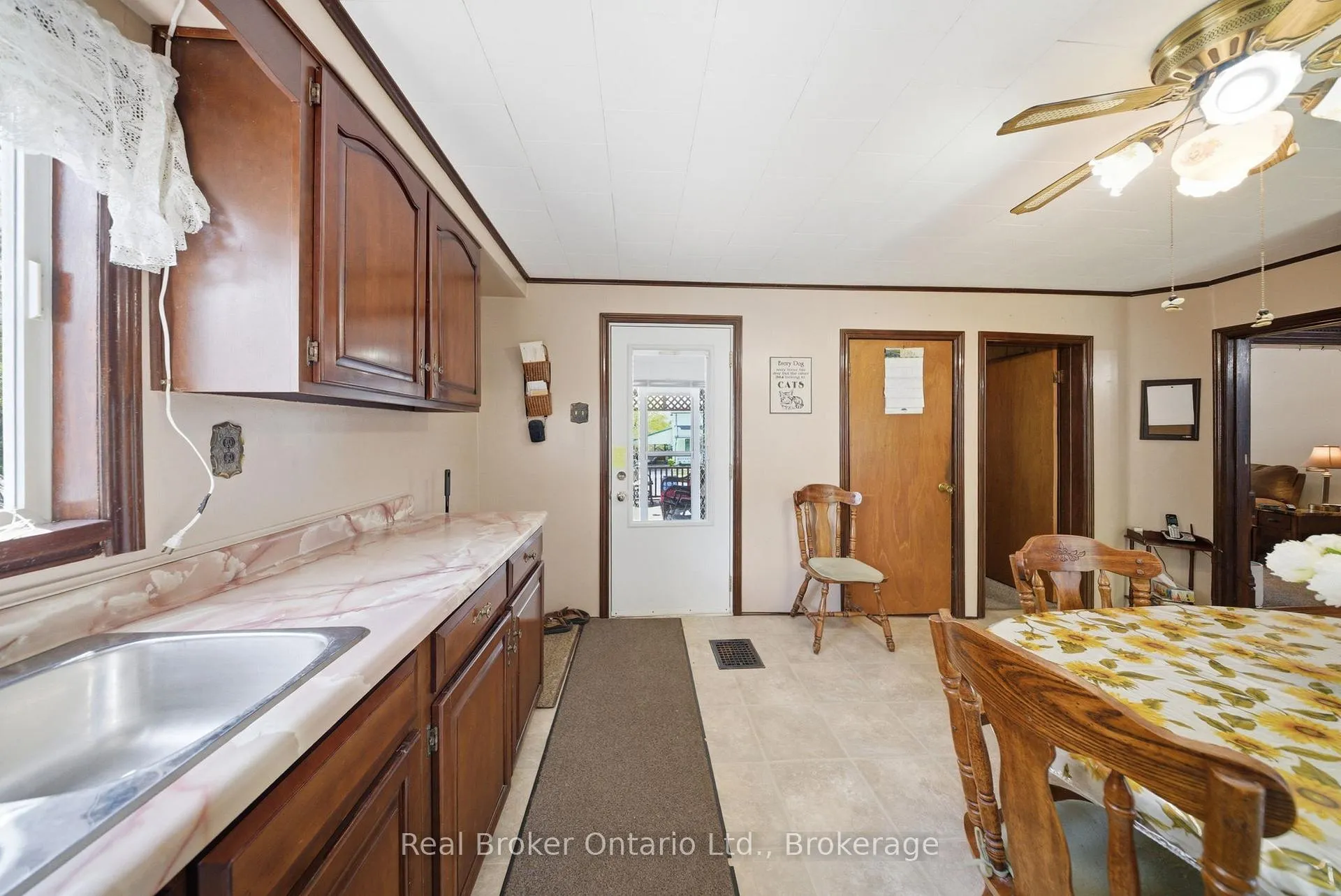 Photo 8 of 457 Elma Street W, North Perth, Listowel — HOMEH