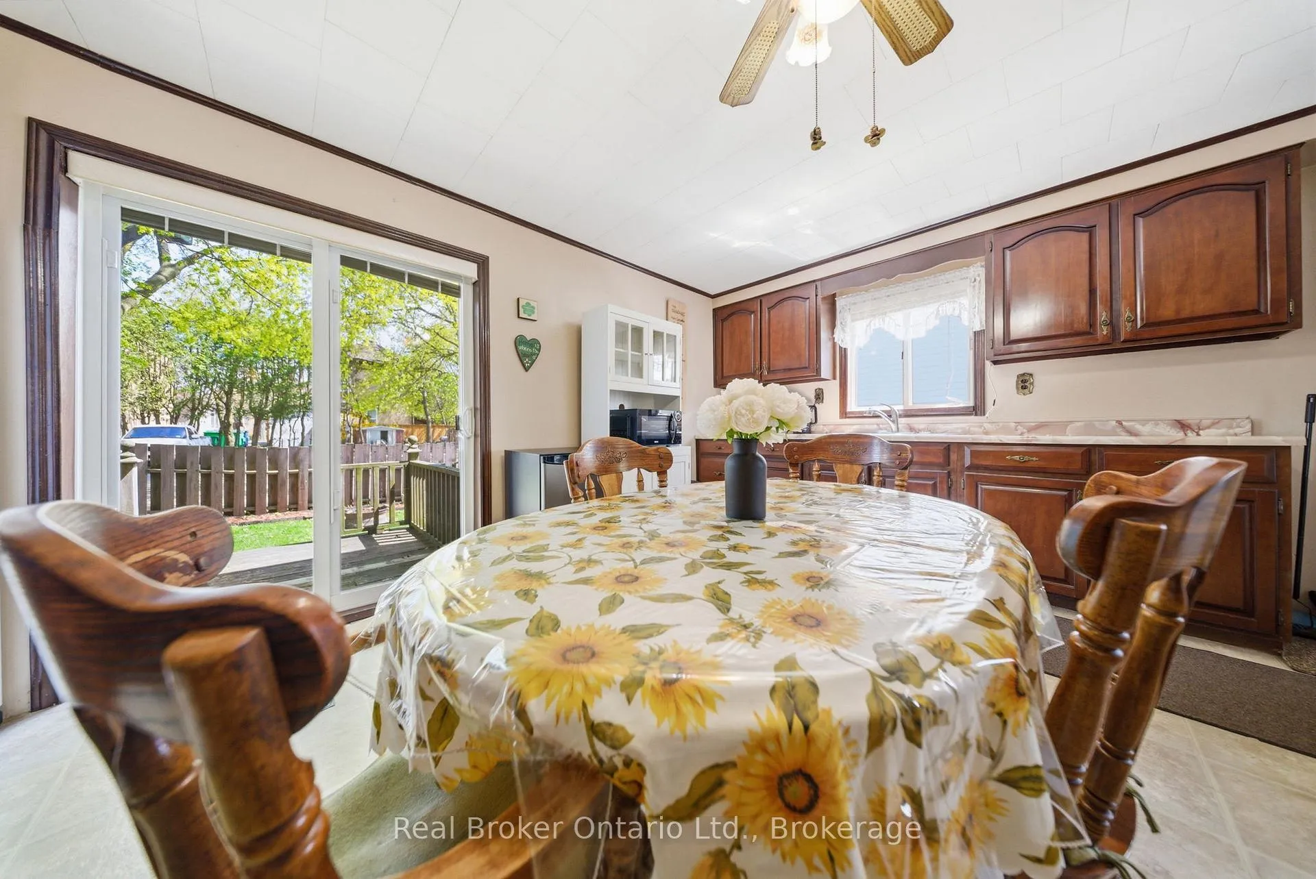 Photo 12 of 457 Elma Street W, North Perth, Listowel — HOMEH