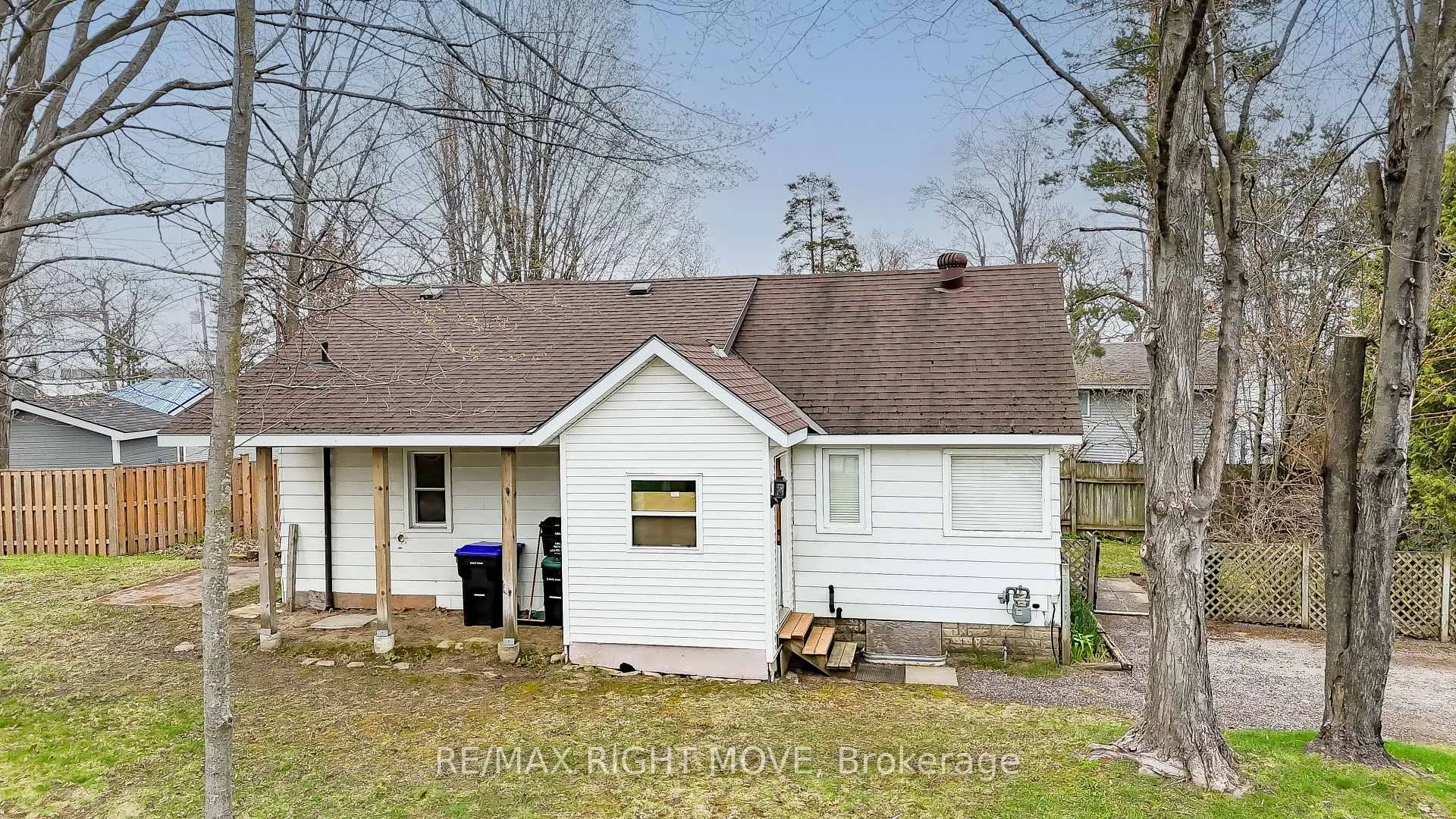 Photo 2 of 3391 Armand Avenue, Severn, West Shore — HOMEH