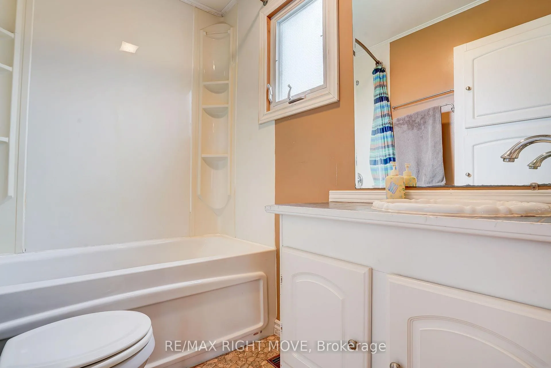 Photo 12 of 3391 Armand Avenue, Severn, West Shore — HOMEH