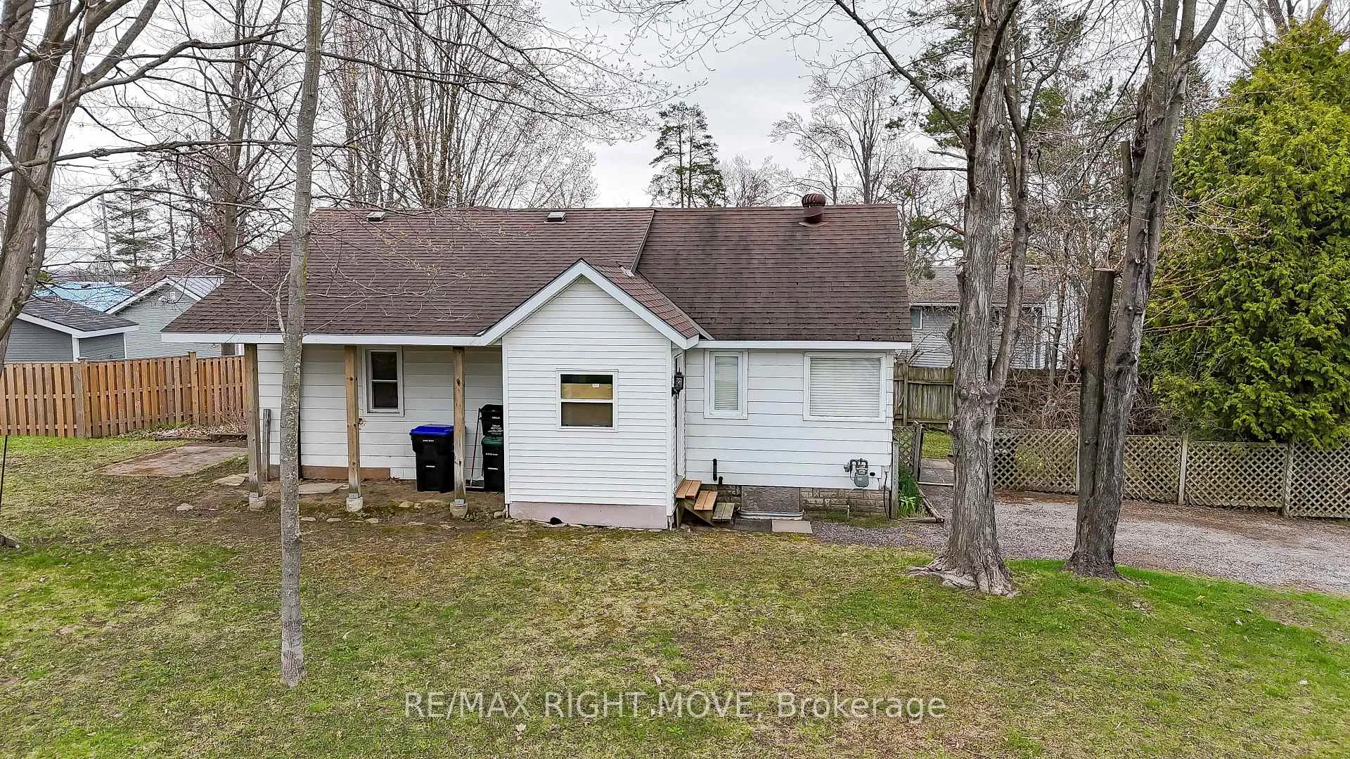 Photo 15 of 3391 Armand Avenue, Severn, West Shore — HOMEH
