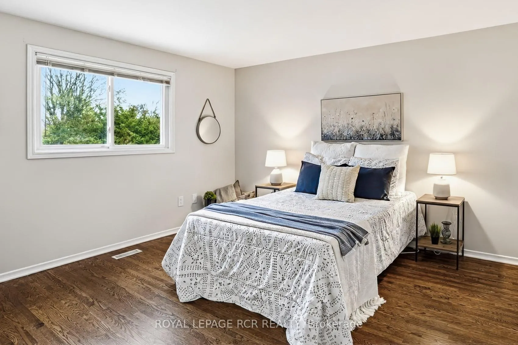Photo 14 of 17 Edelwild Drive, Orangeville — HOMEH