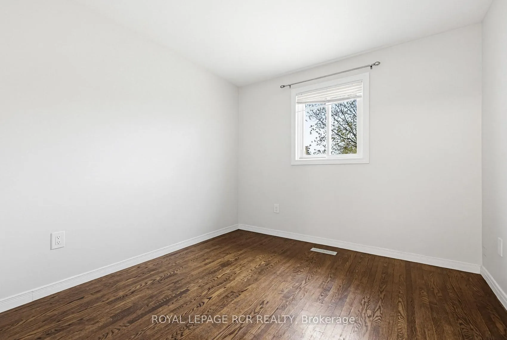 Photo 20 of 17 Edelwild Drive, Orangeville — HOMEH