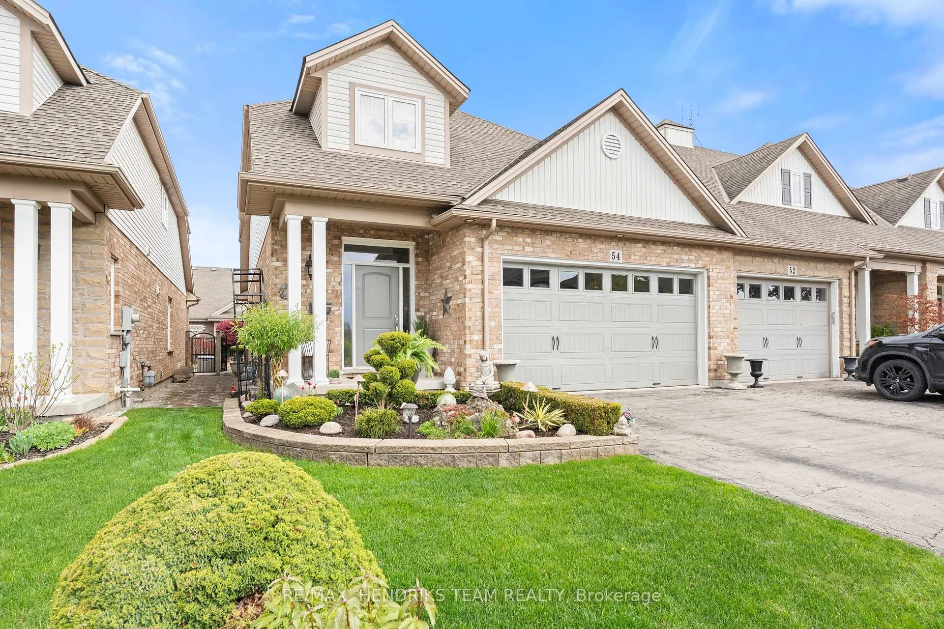 Photo 1 of 54 Videl Crescent N, St. Catharines, Grapeview — HOMEH
