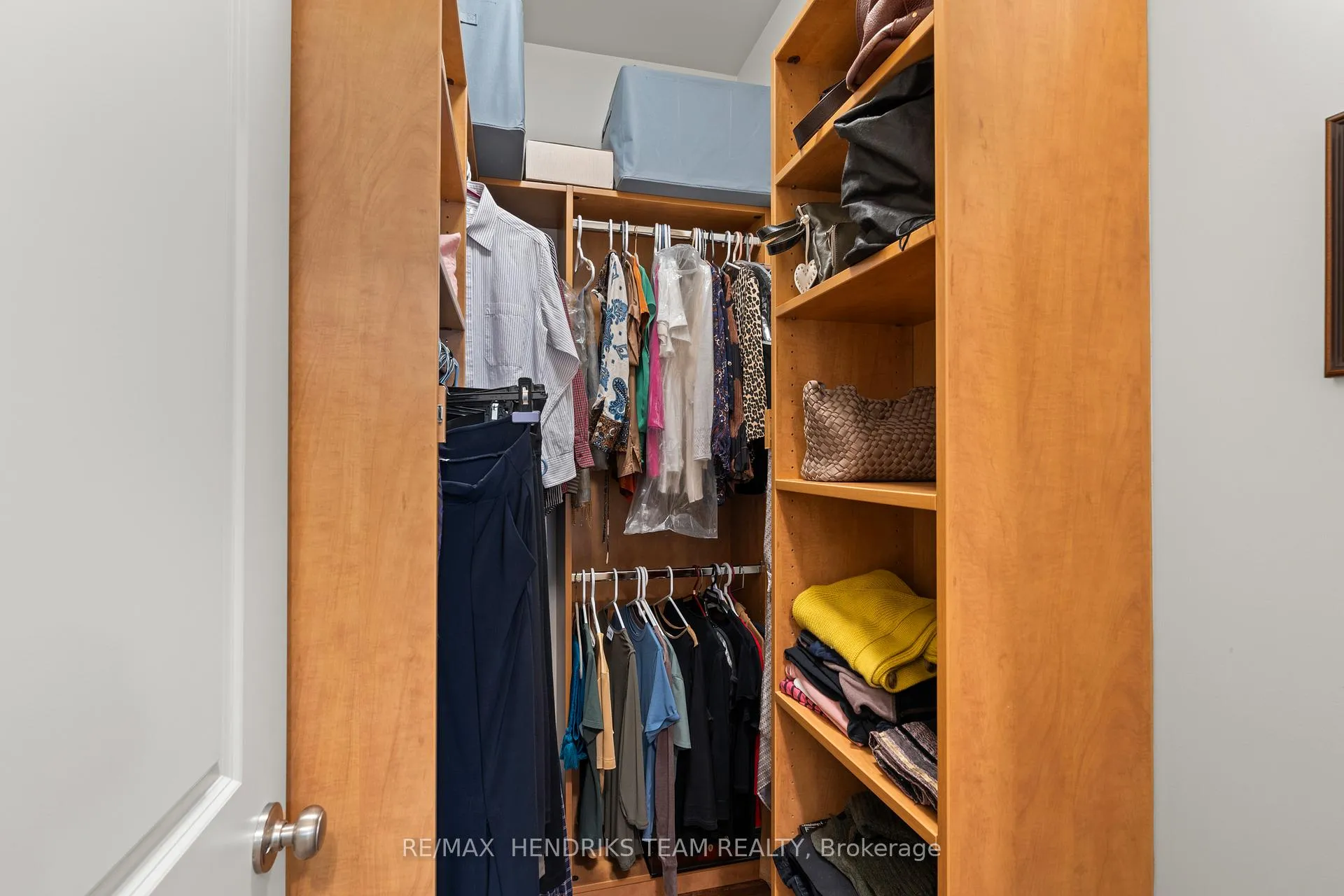 Photo 20 of 54 Videl Crescent N, St. Catharines, Grapeview — HOMEH